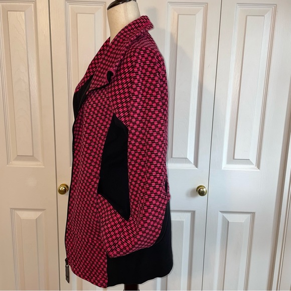 Lululemon jacket size 12 - Picture 5 of 11